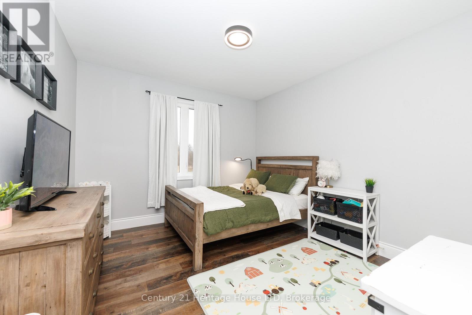 856 LORRAINE ROAD - Image 25