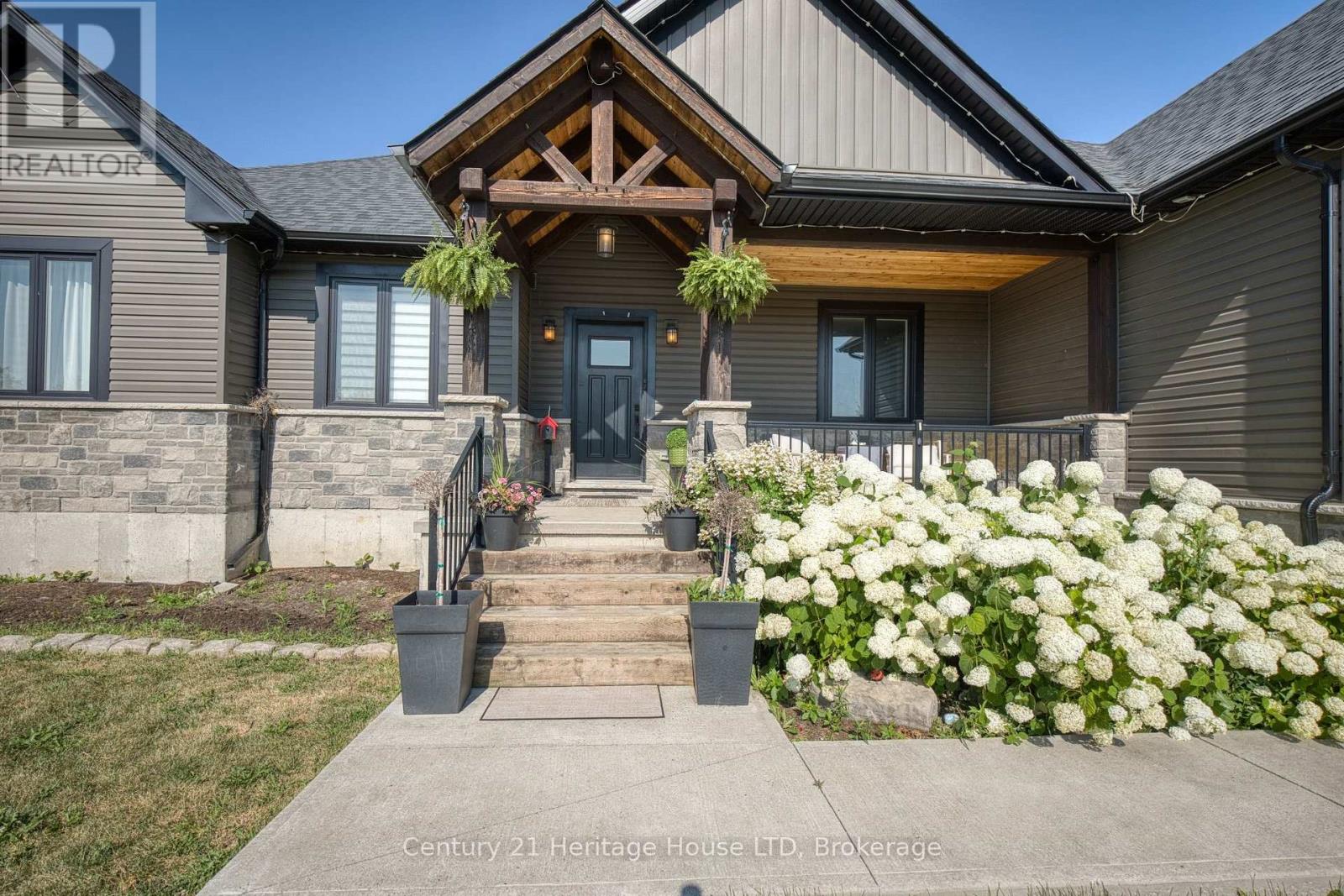 856 LORRAINE ROAD - Image 4