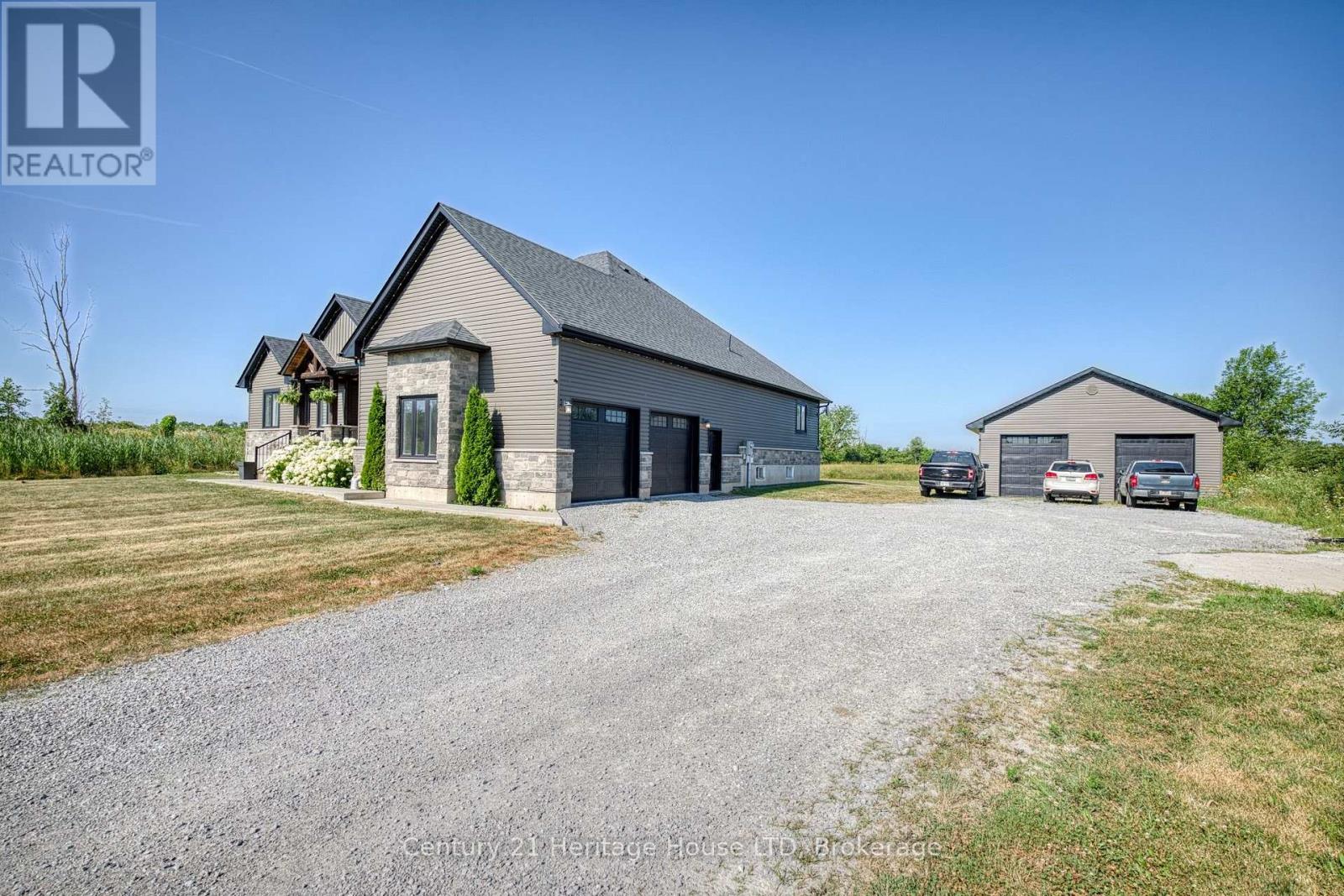 856 LORRAINE ROAD - Image 44