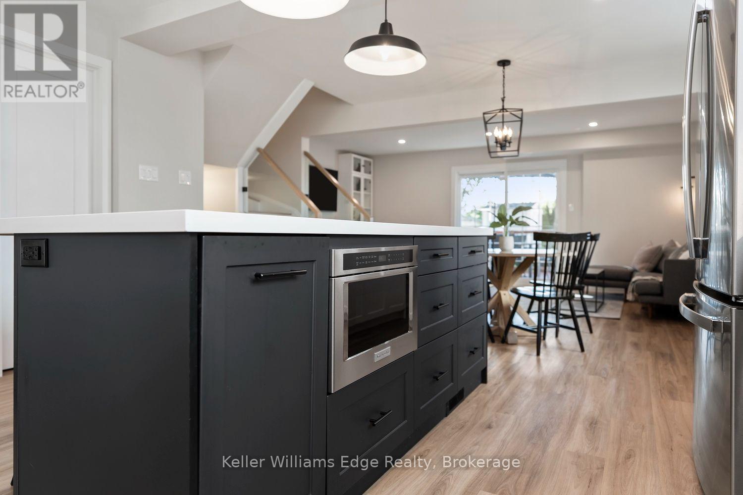 3389 PALMER DRIVE - Image 13