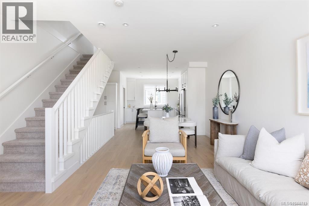 #7 10145 Fifth St - 14