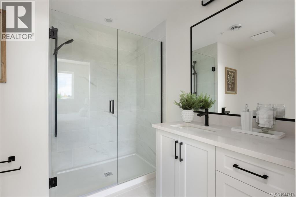 #7 10145 Fifth St - 17