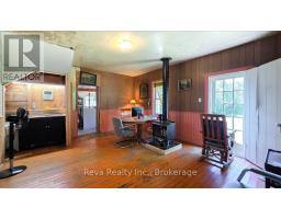 3332 Matawatchan Road, Greater Madawaska, ON K0J2R0 Photo 13