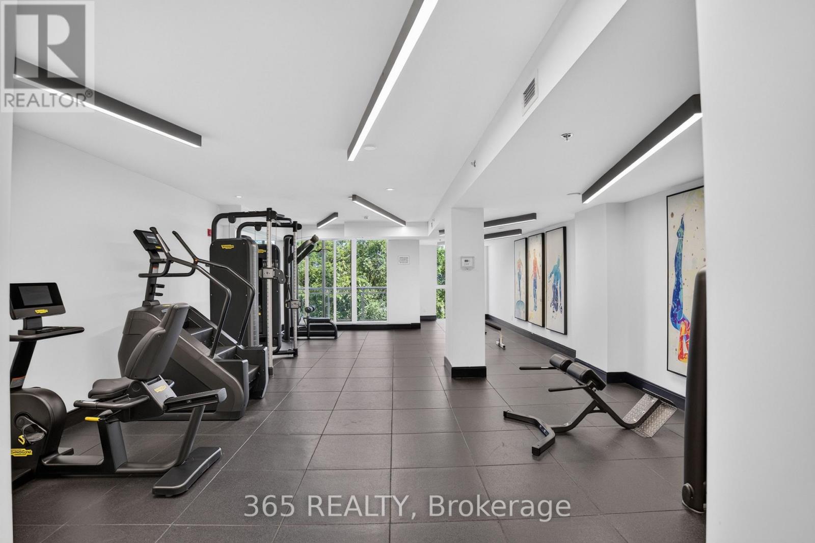 #405 90 GLEN EVEREST ROAD - 21