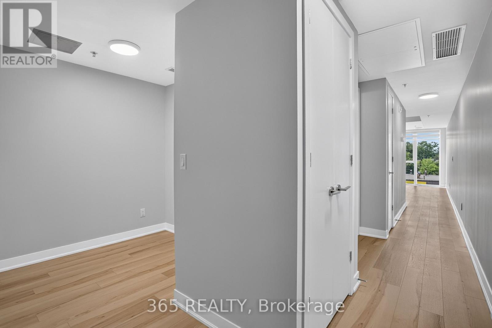 #405 90 GLEN EVEREST ROAD - 8