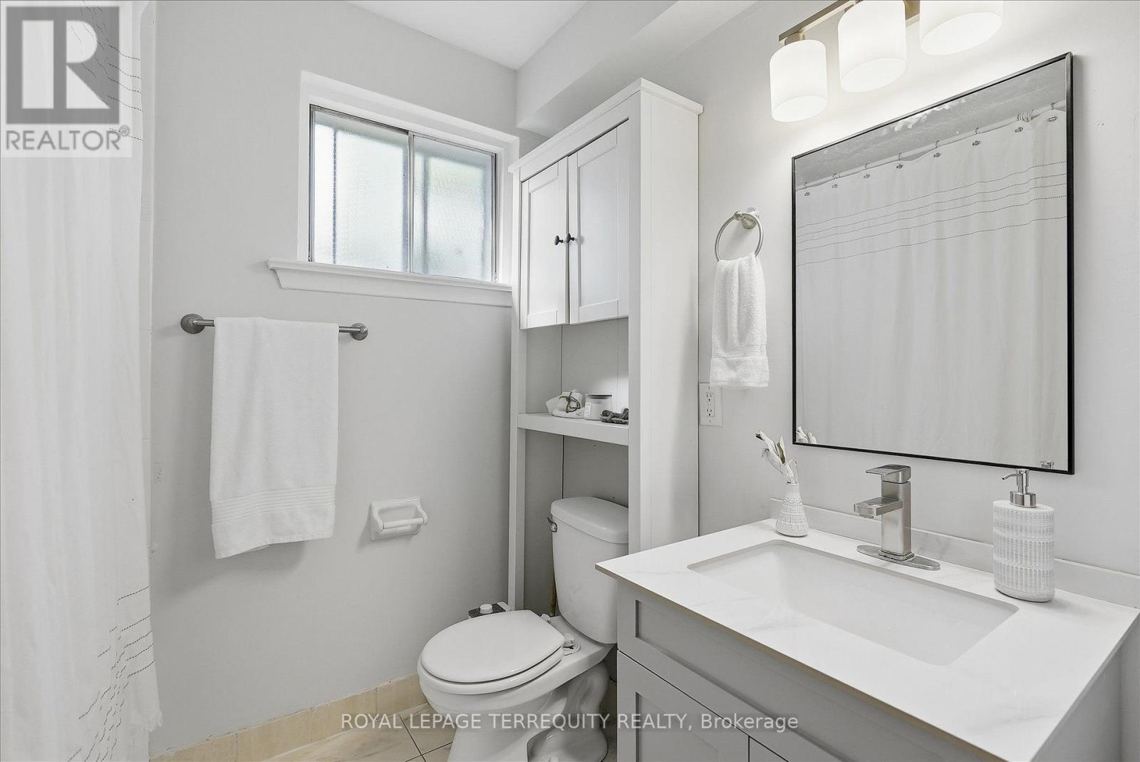 89 BENJAMIN BOULEVARD - Image 16