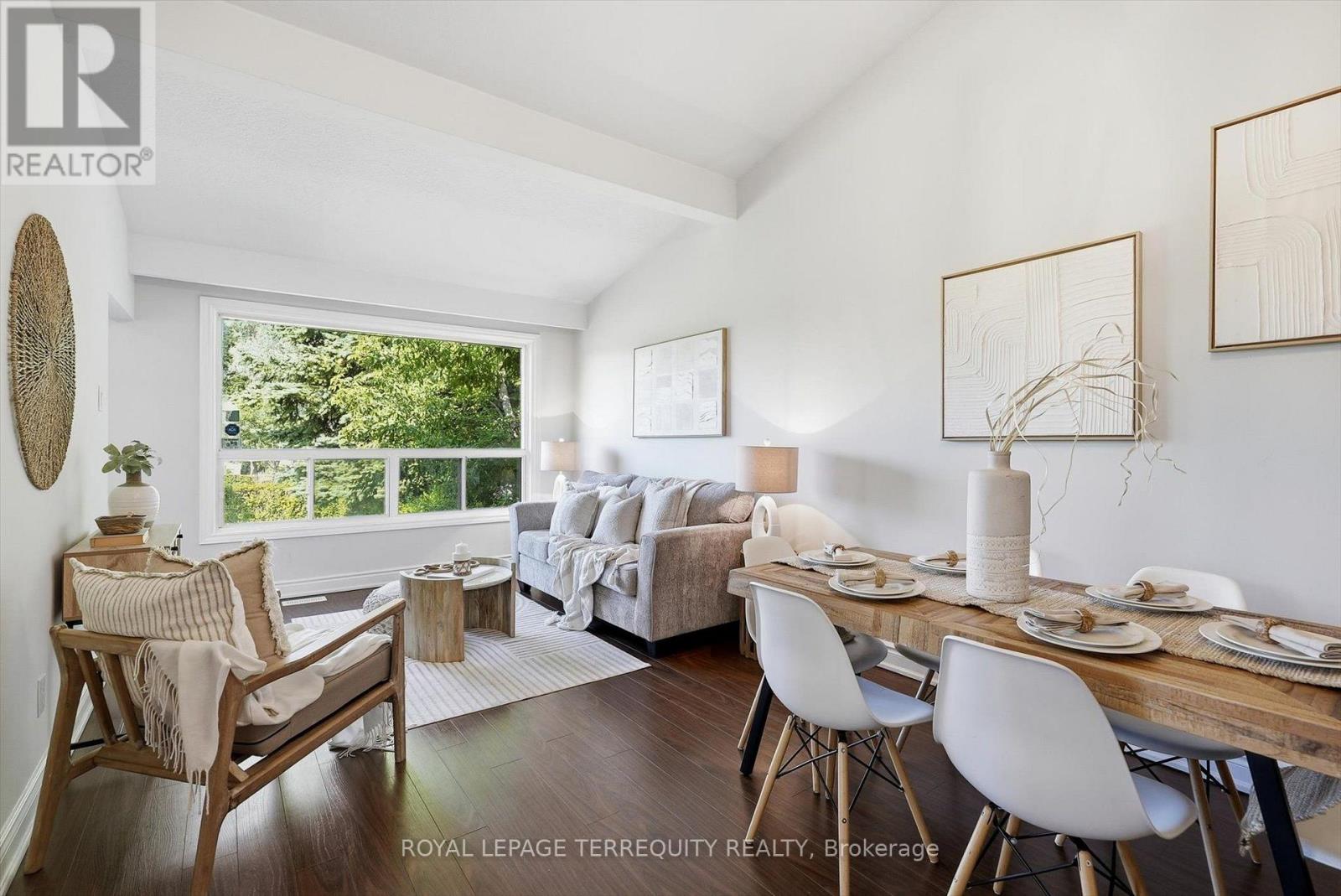 89 BENJAMIN BOULEVARD - Image 7