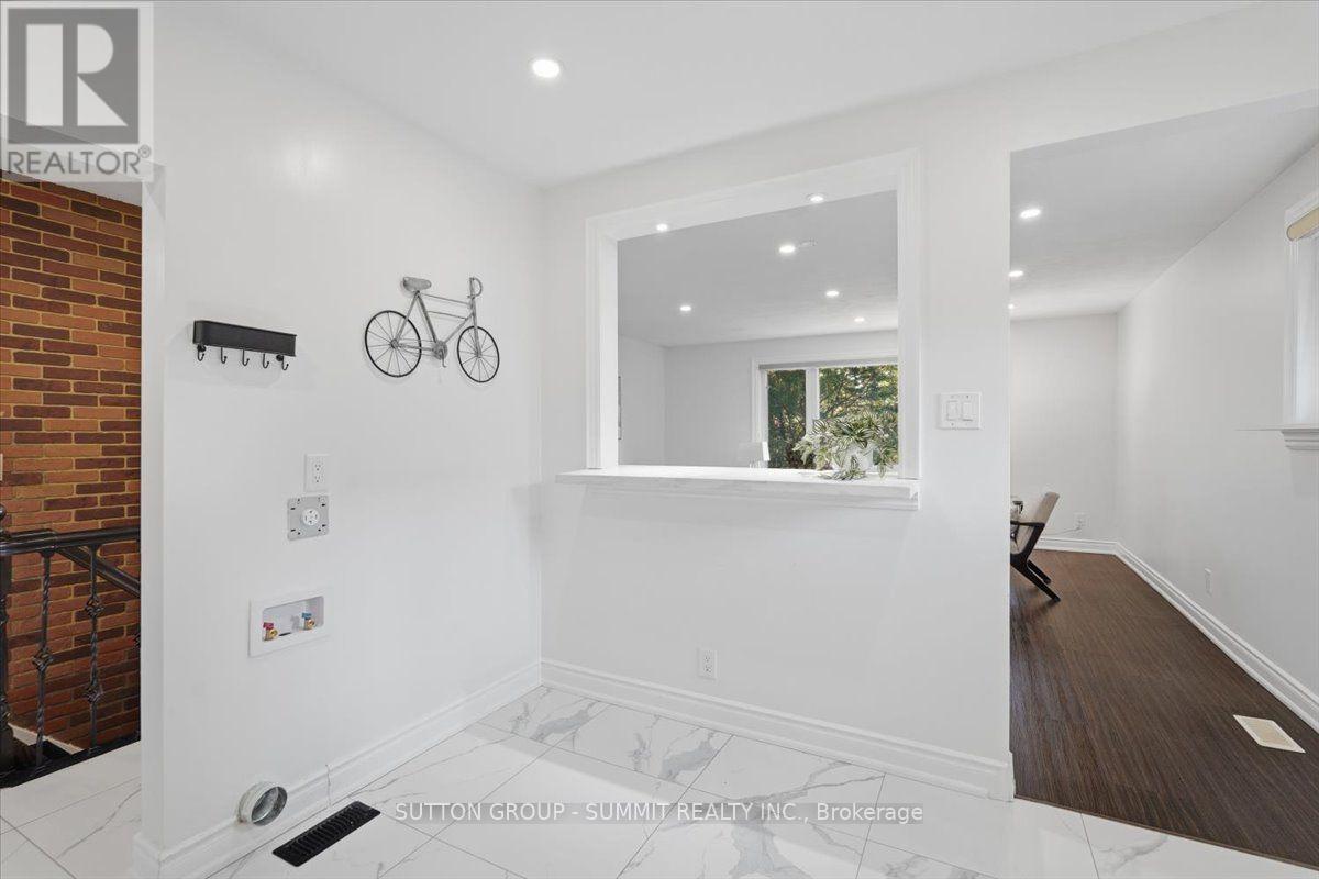 73 THORNBECK DRIVE - 10