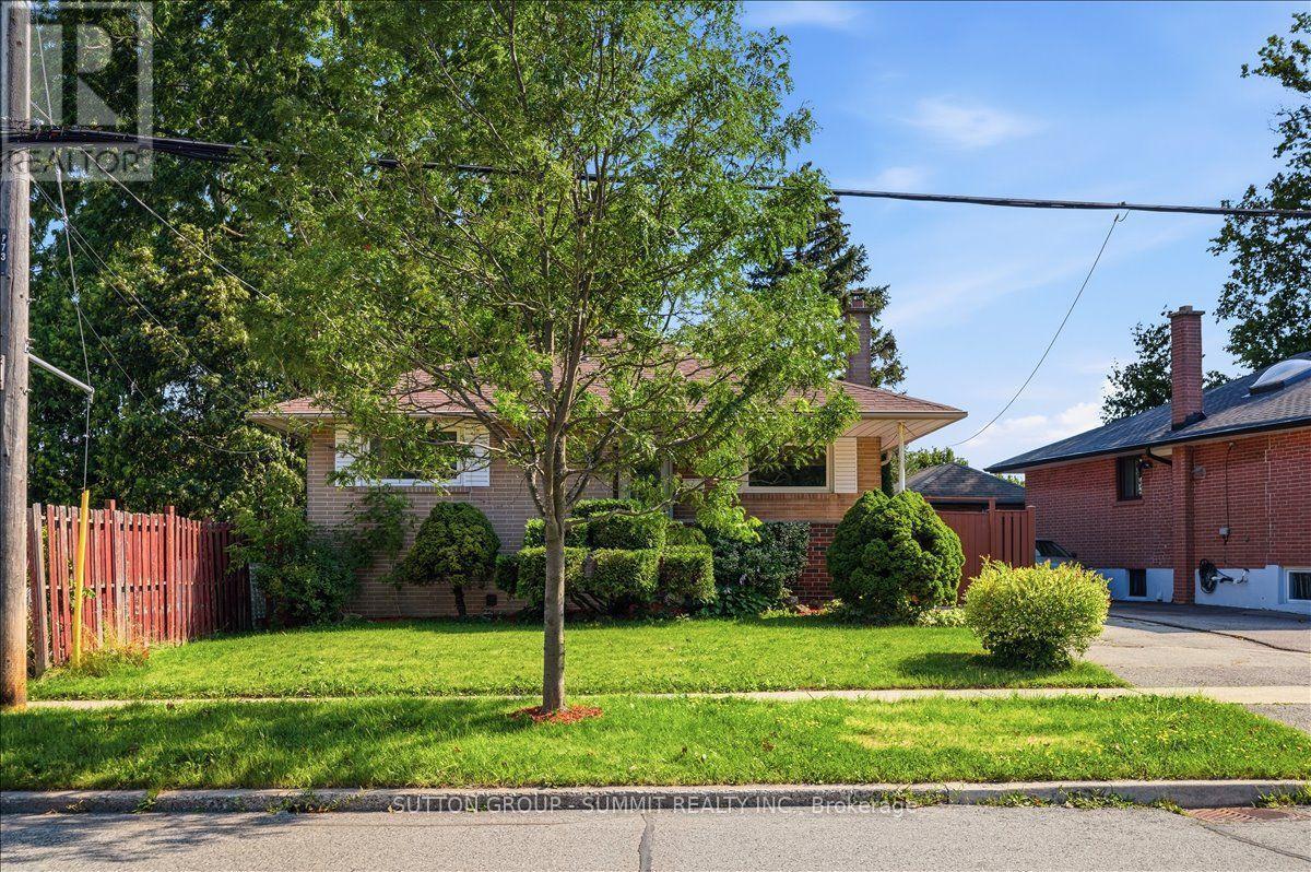 73 THORNBECK DRIVE - 2