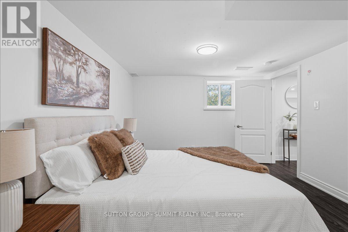 73 THORNBECK DRIVE - 26