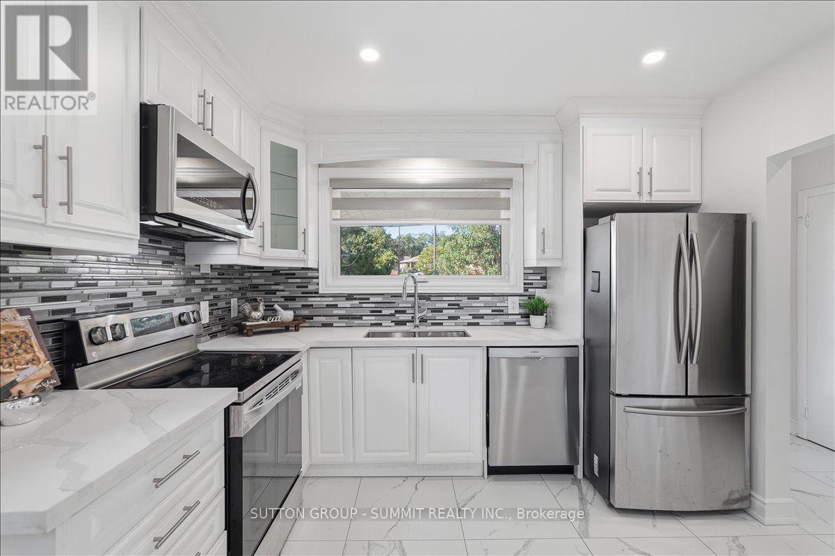 73 THORNBECK DRIVE - 8