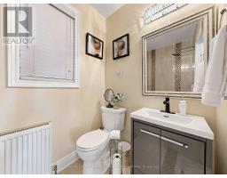 67 Barrington Avenue, Toronto, ON M4C4Y9 Photo 19