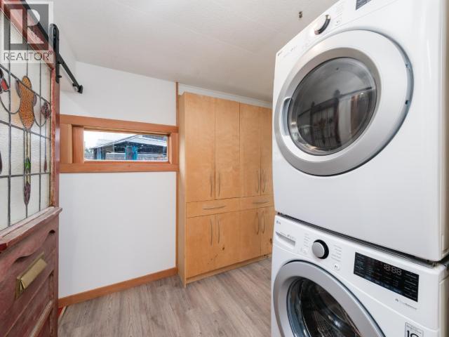 606 OGILVIE STREET - 15