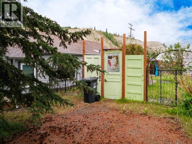 606 OGILVIE STREET - Image 23