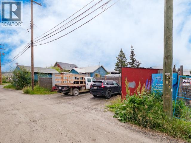 606 OGILVIE STREET - 29