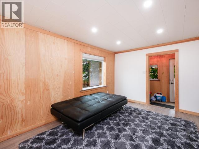 606 OGILVIE STREET - 6
