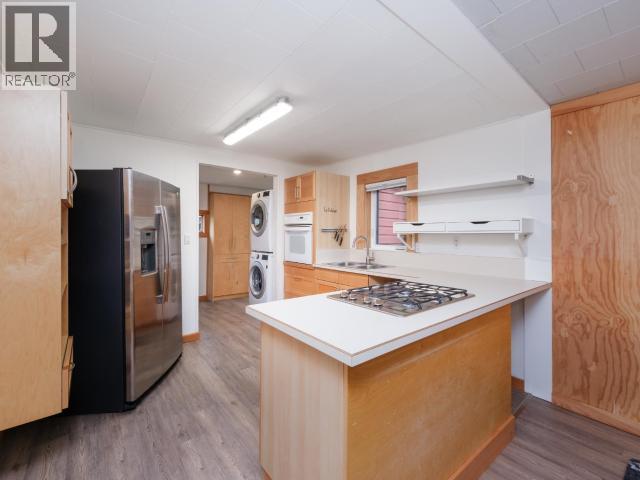 606 OGILVIE STREET - Image 7