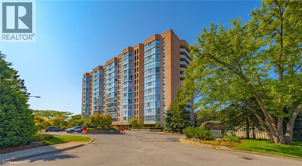 #601 265 WESTCOURT Place - 1