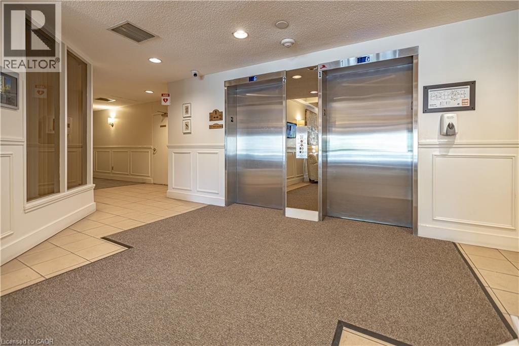#601 265 WESTCOURT Place - 27