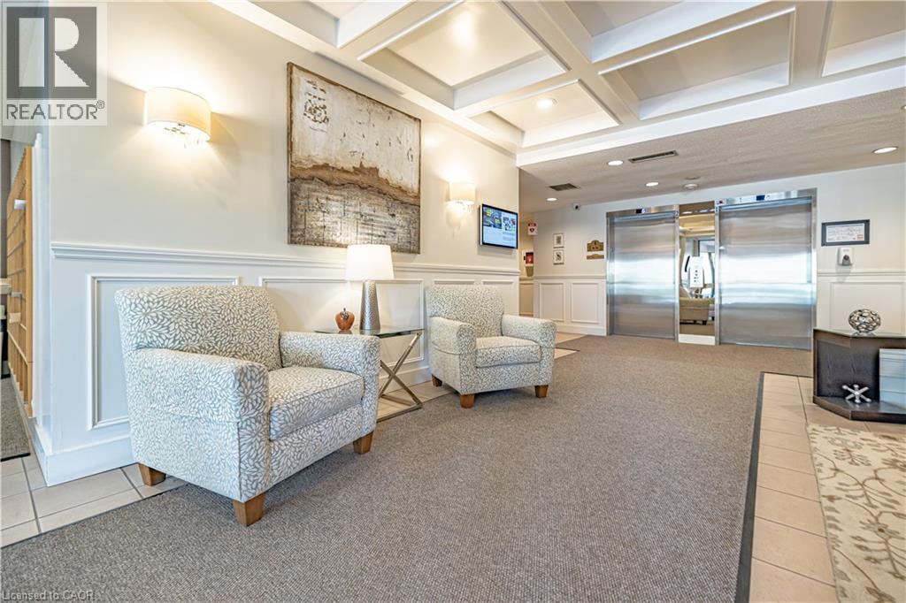 #601 265 WESTCOURT Place - 28