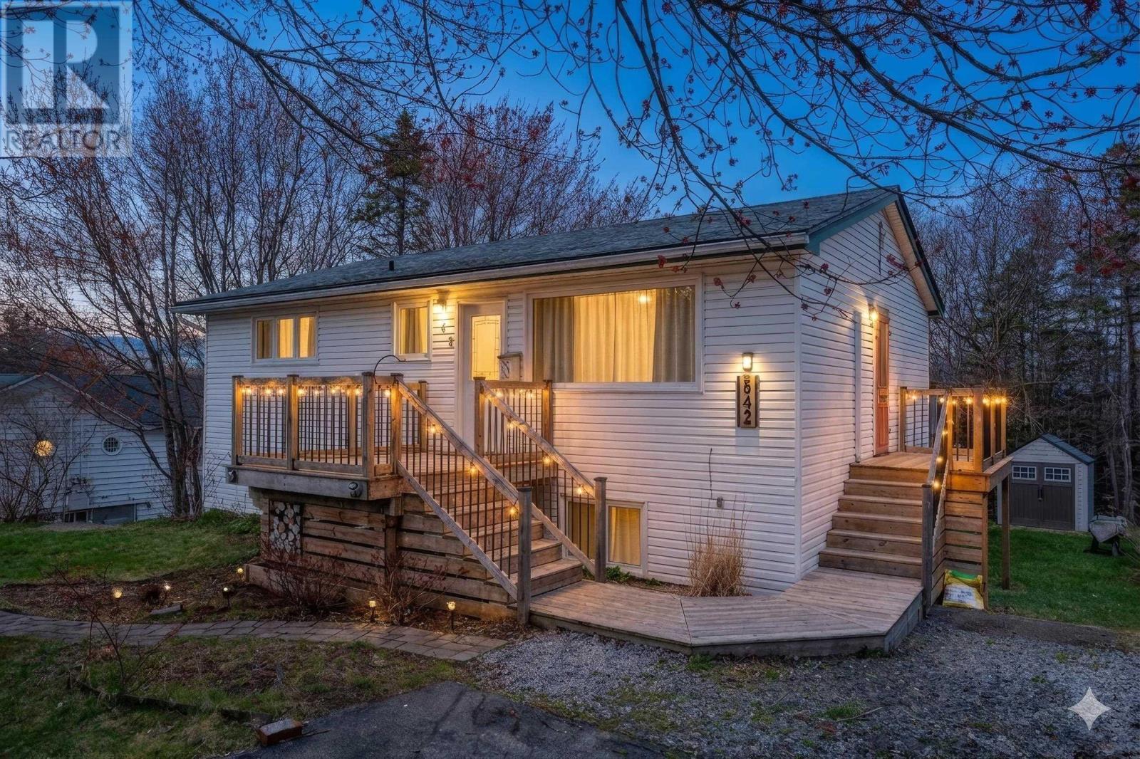 642 Herring Cove Road, Halifax — photo 3