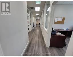 102 - 385 Connie Crescent, Vaughan, ON L4K5R2 Photo 11