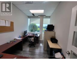 102 - 385 Connie Crescent, Vaughan, ON L4K5R2 Photo 7