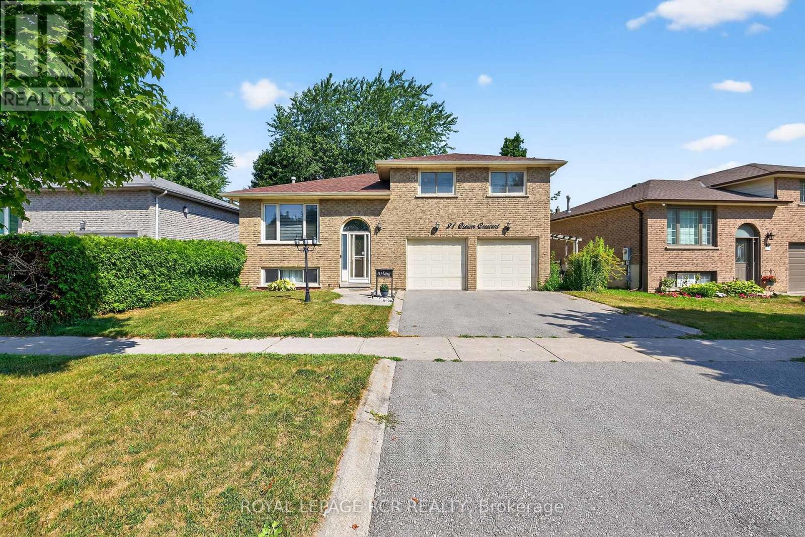 21 CROWN CRESCENT - 3