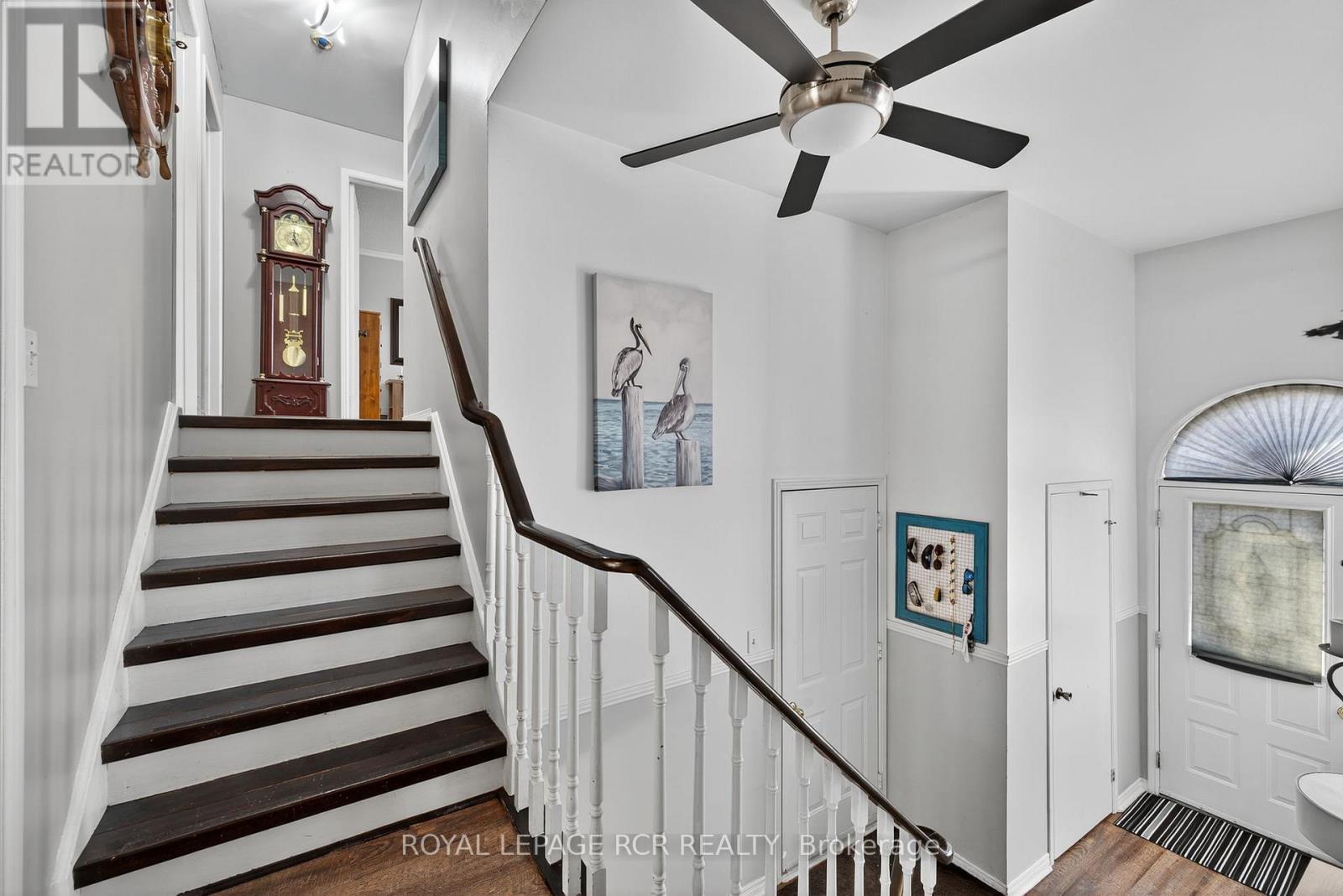 21 CROWN CRESCENT - 6