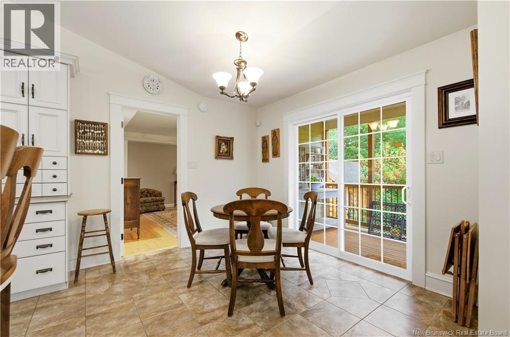 235 Summerhill Row - 9