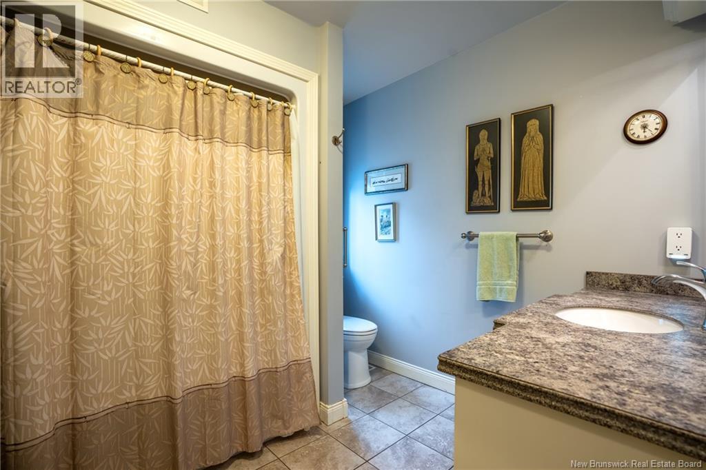 235 Summerhill Row - 27