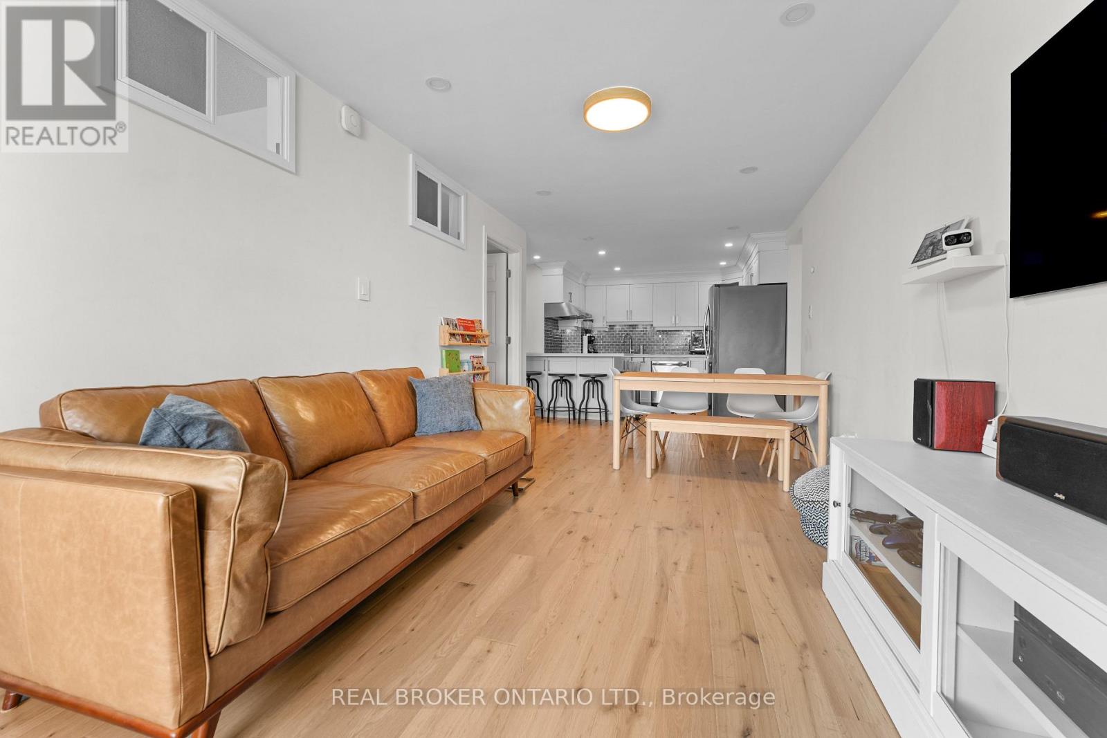 #502 99 CAMERON STREET - 8