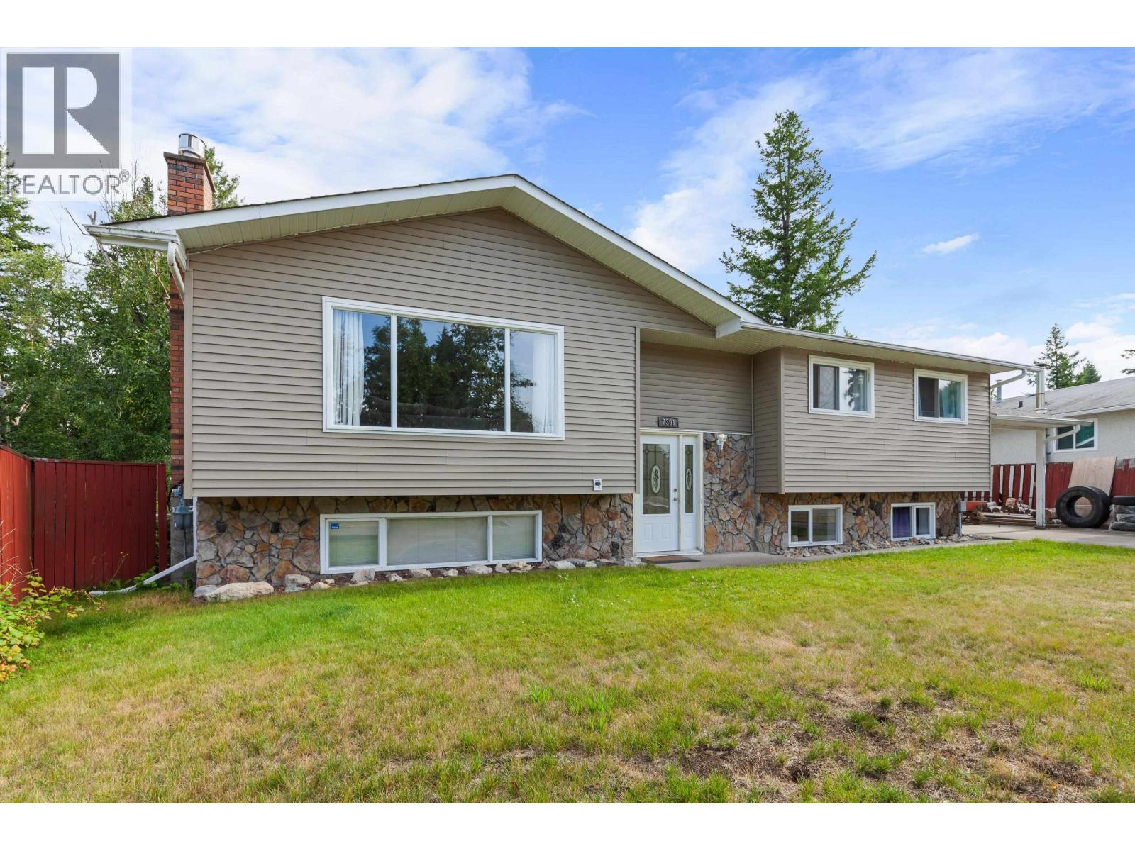 7391 IMPERIAL CRESCENT - 2