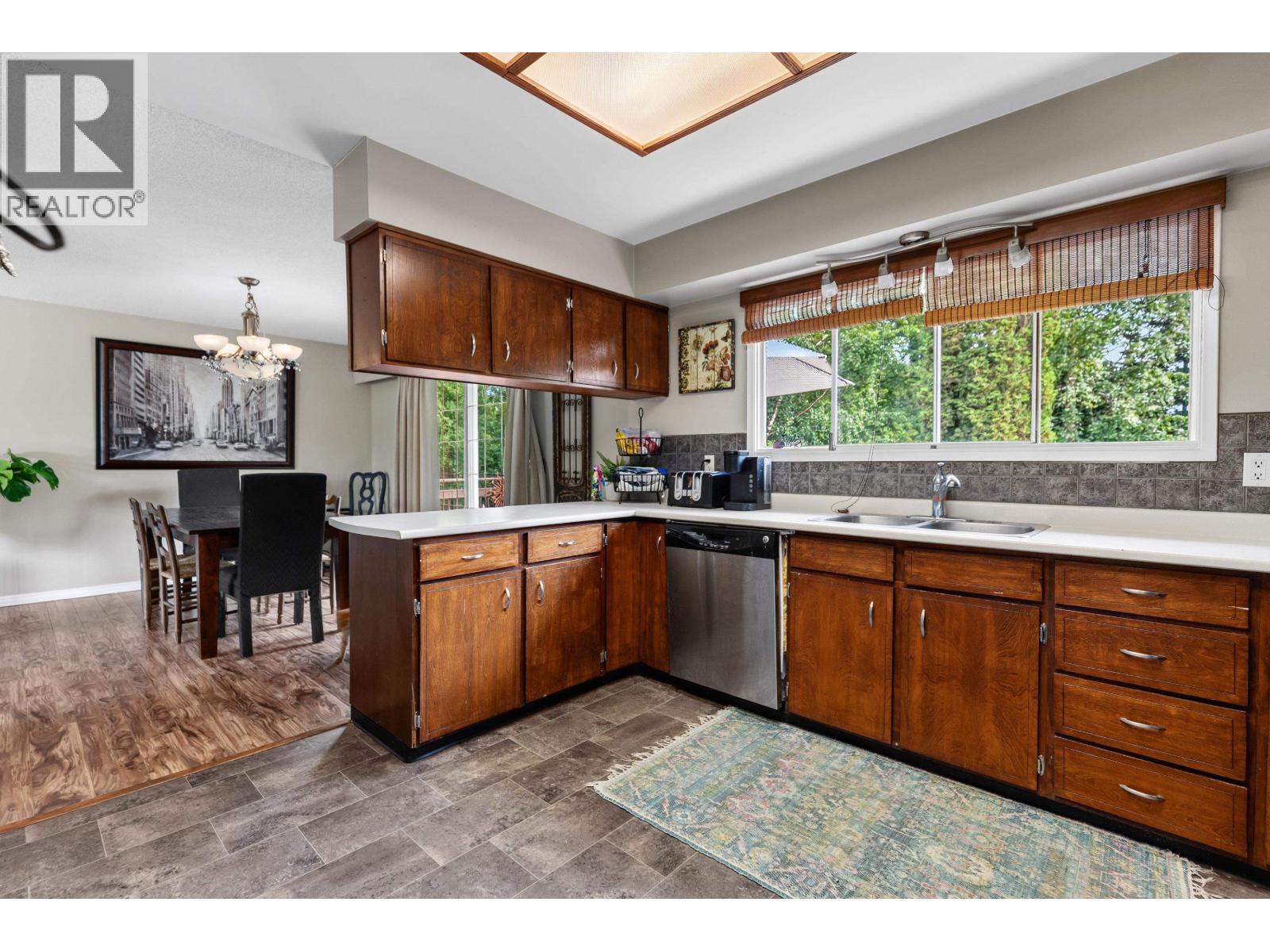 7391 IMPERIAL CRESCENT - 7