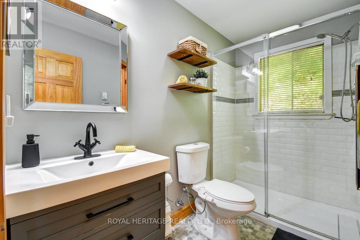 2351 NORTH BAPTISTE LAKE ROAD - Image 17