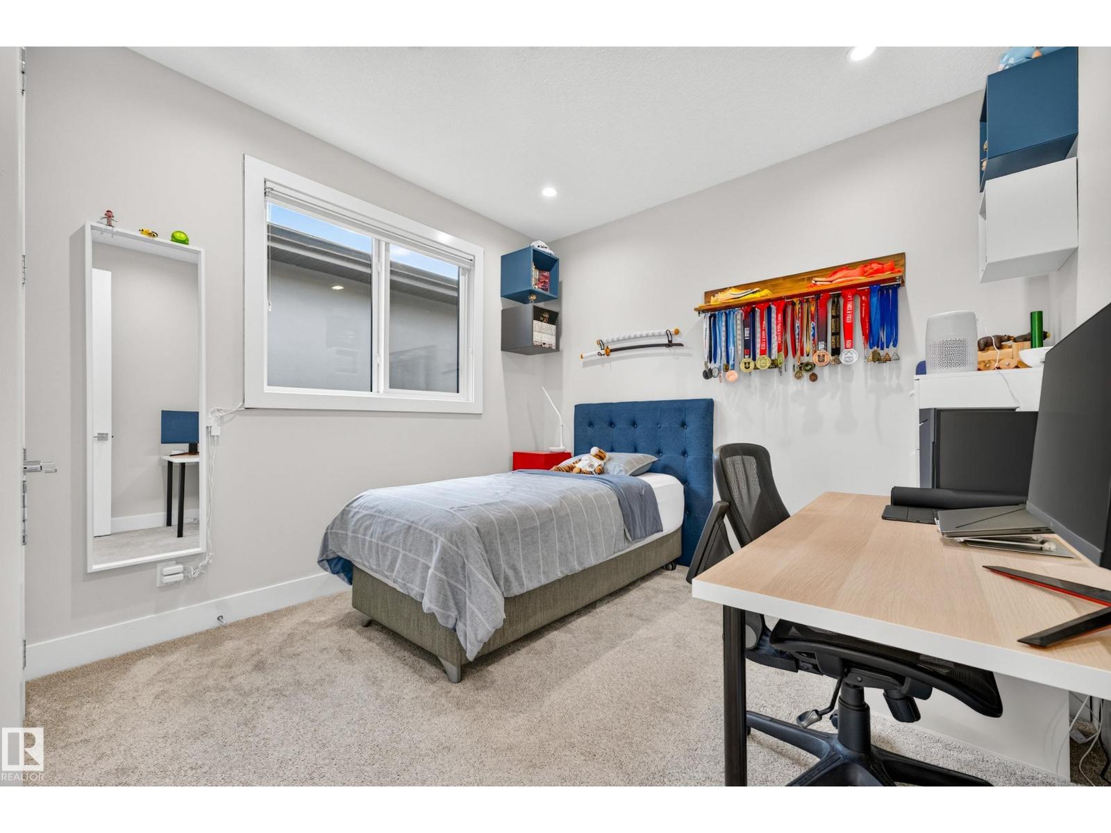 7544 78 AV NW - 39