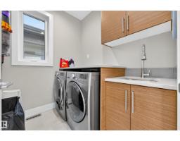 7544 78 Av Nw, Edmonton, AB T6C0M7 Photo 42