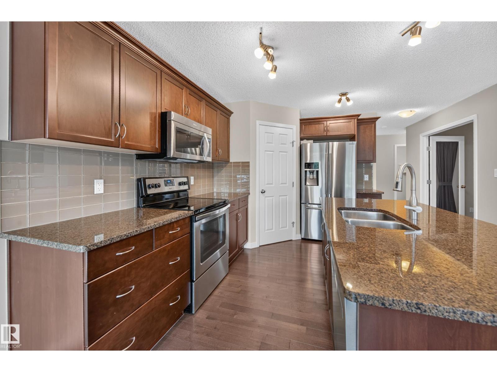 3906 6 ST NW - 23