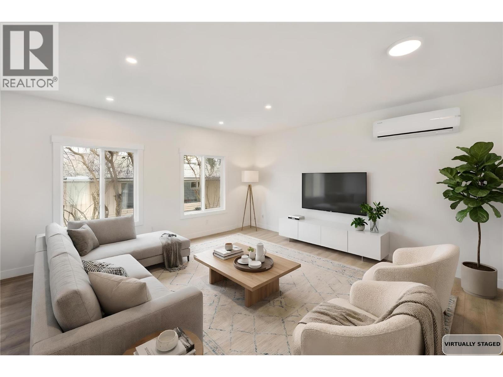102 11815 Grant Avenue, Summerland