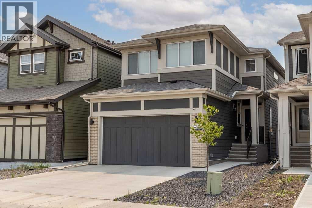 338 Magnolia Way SE - 1