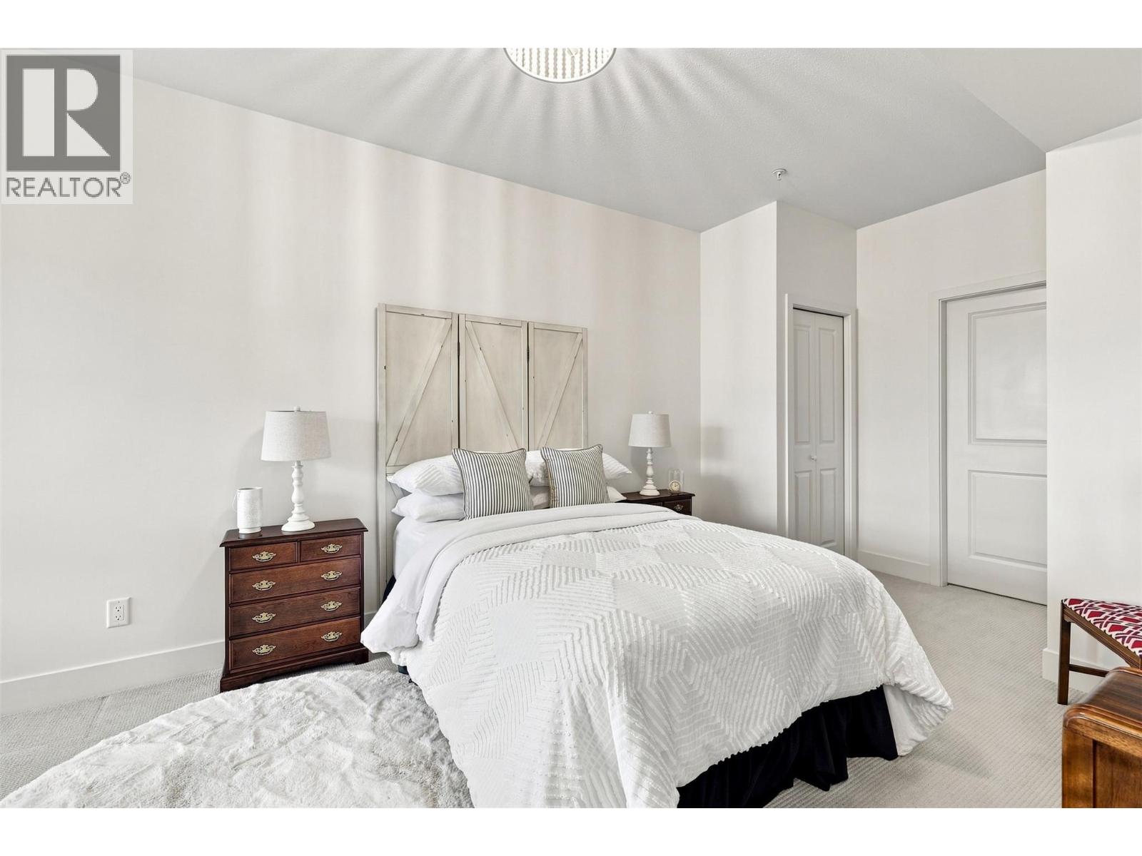 #88 130 COLEBROOK Road - Image 44