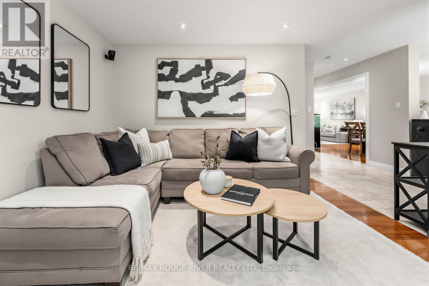 36 NIMROD CRESCENT - 13