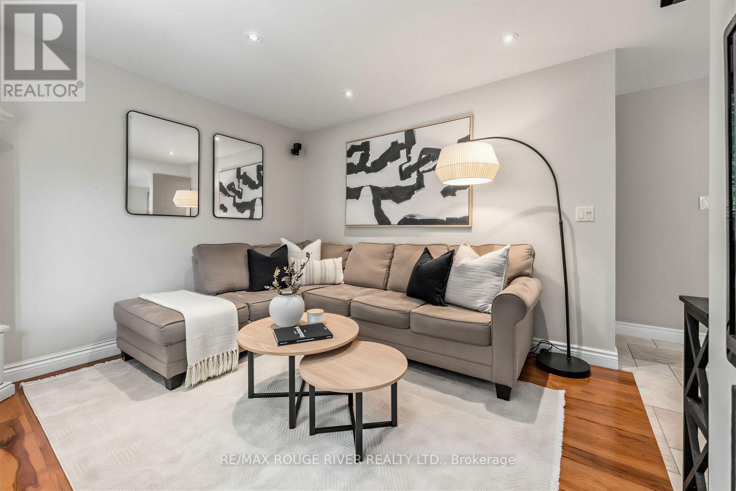 36 NIMROD CRESCENT - 15