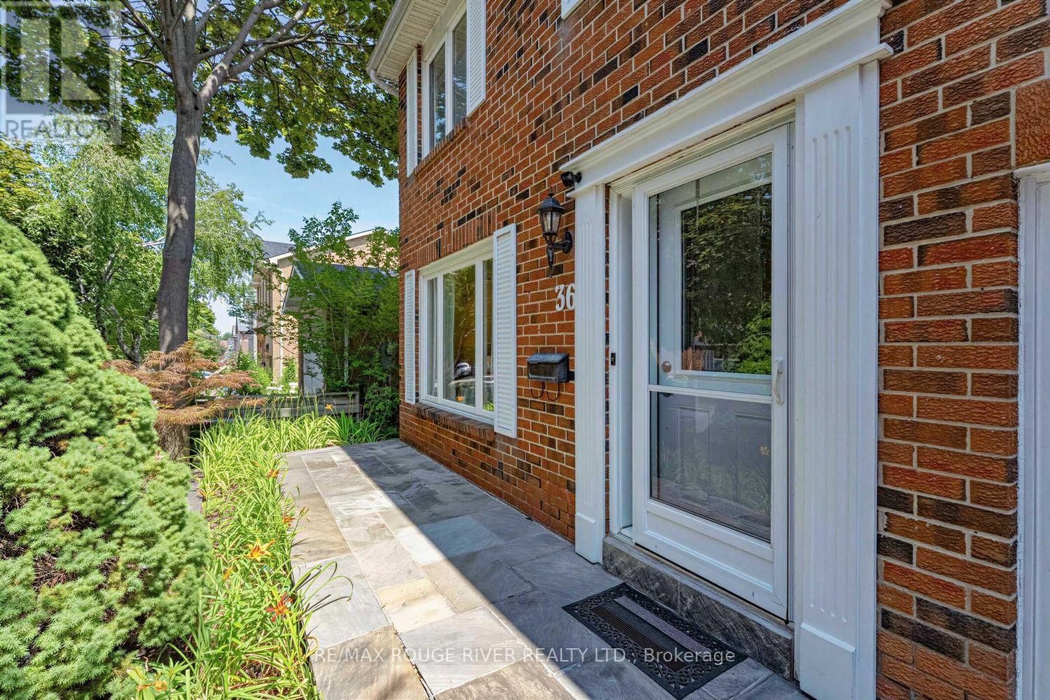 36 NIMROD CRESCENT - 2