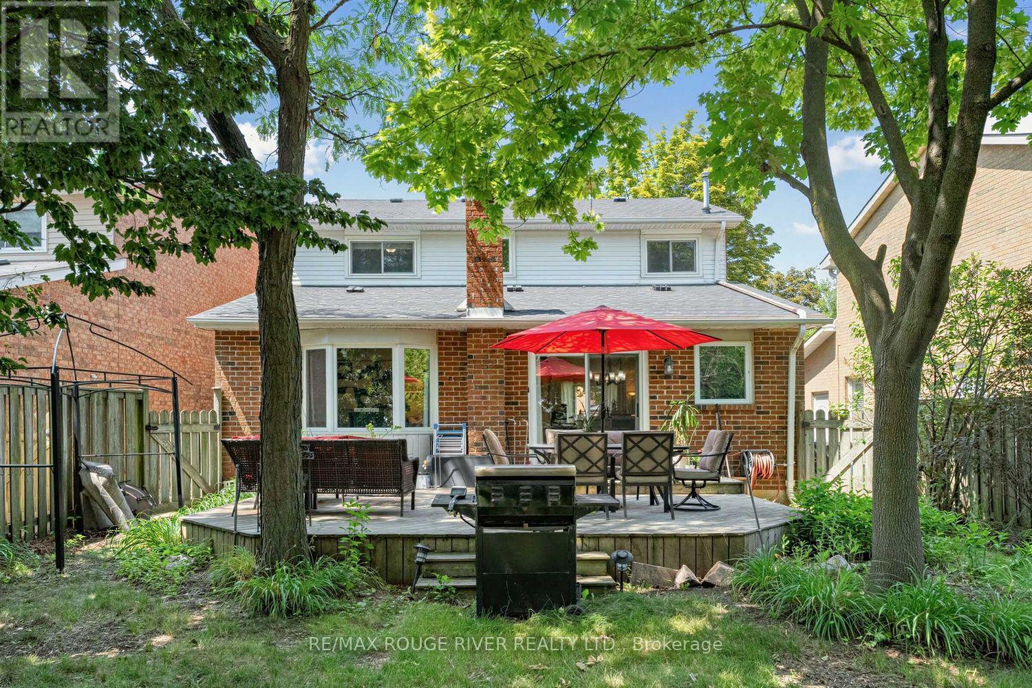 36 NIMROD CRESCENT - 36