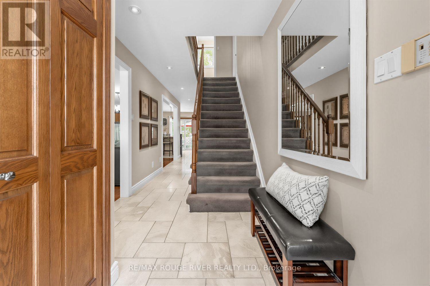 36 NIMROD CRESCENT - 4