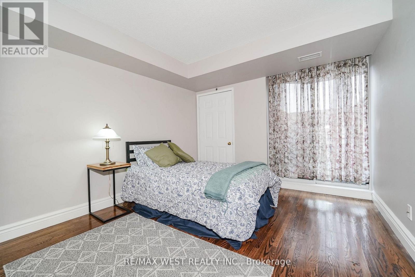 #309 190 MANITOBA STREET - 8