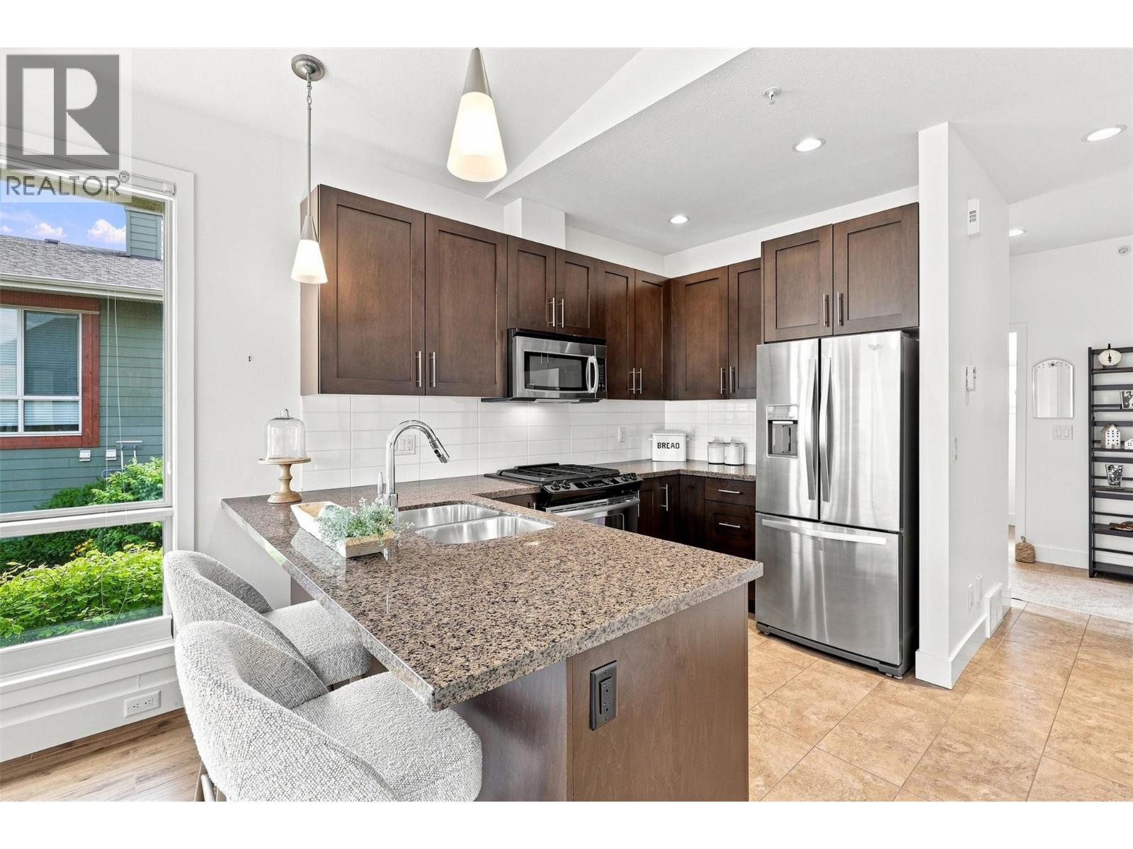 #88 130 COLEBROOK Road - Image 12