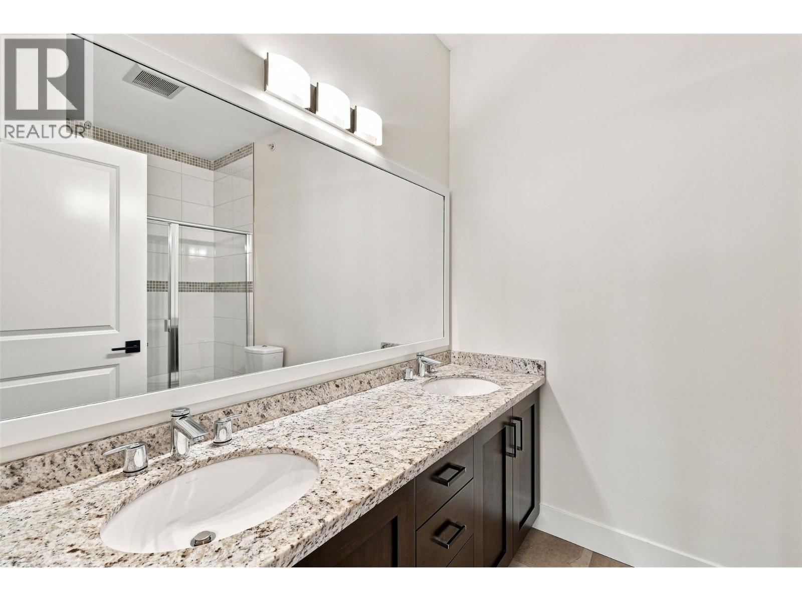 #88 130 COLEBROOK Road - 31