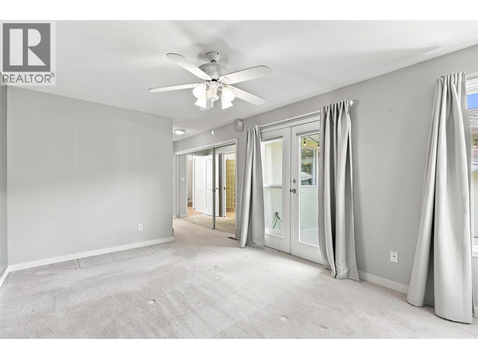 1060 PINE SPRINGS Road - Image 24